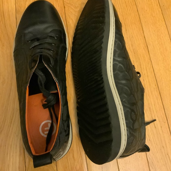 French Connection Black on Black Camo shoe - Picture 5 of 5